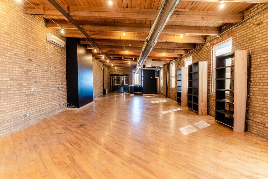 1658 N Ada St, Chicago, IL à louer - Photo de l’immeuble – Image 3 sur 8
