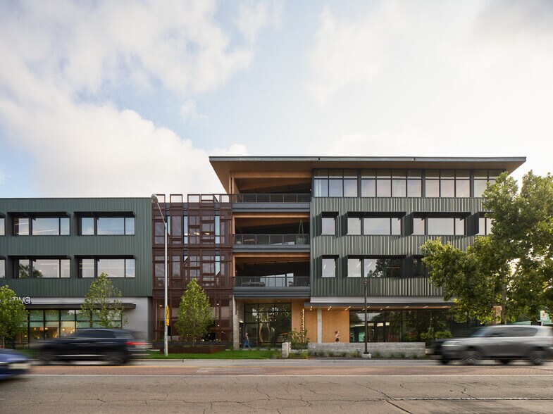 2422 E 7th St, Austin, TX à louer - Photo de l’immeuble – Image 3 sur 7