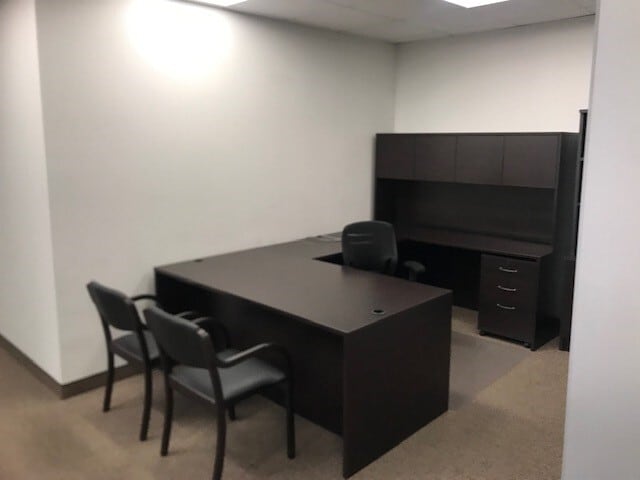 75400 Gerald Ford Dr, Palm Desert, CA à louer Photo de l’immeuble– Image 1 sur 5