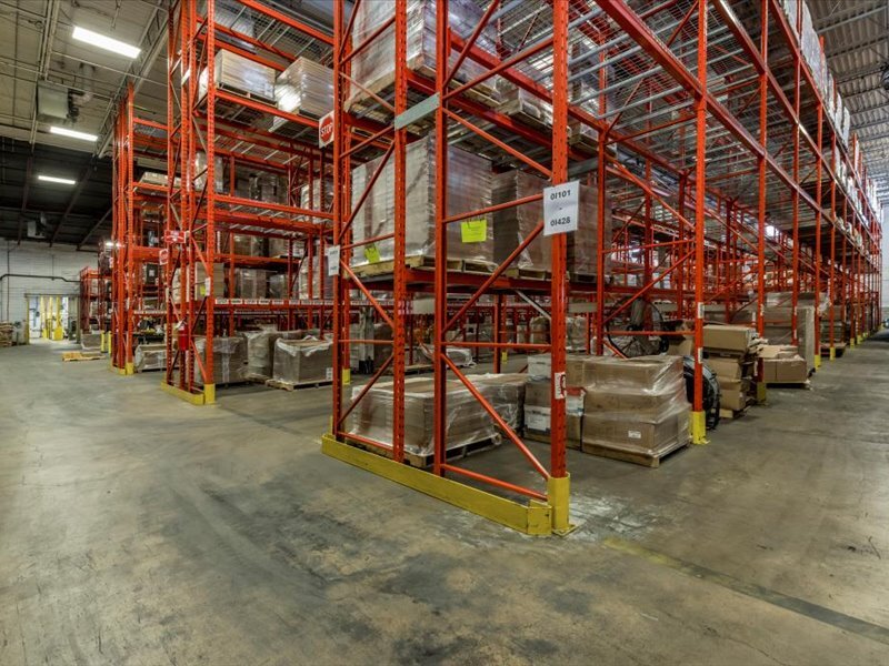 25 Lorena St, Barrie, ON à louer Photo intérieure– Image 1 sur 6