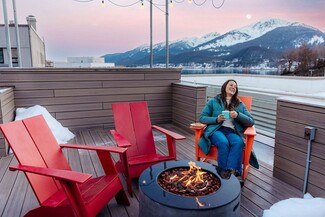 Plus de détails pour 120 2nd St, Juneau, AK - Hôtellerie à vendre