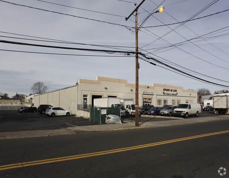 482 Glenbrook Rd, Stamford, CT à louer - Photo de l’immeuble – Image 2 sur 33