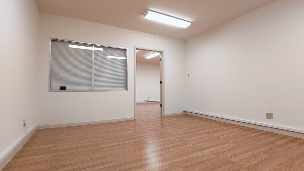 257 Castro St, Mountain View, CA à louer - Photo intérieure – Image 3 sur 10