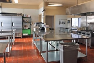 Plus de détails pour 2818 Macarthur Blvd, Oakland, CA - Local commercial à vendre