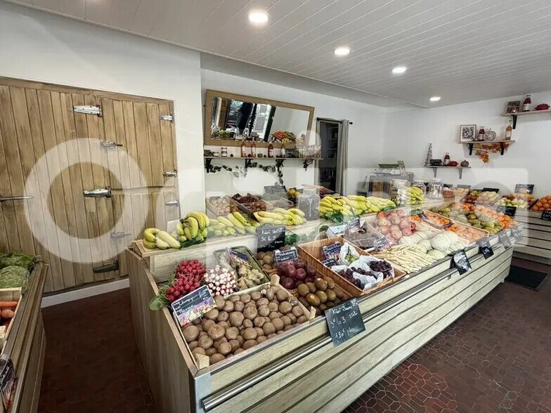Local commercial dans Le Havre à louer - Photo intérieure – Image 2 sur 5