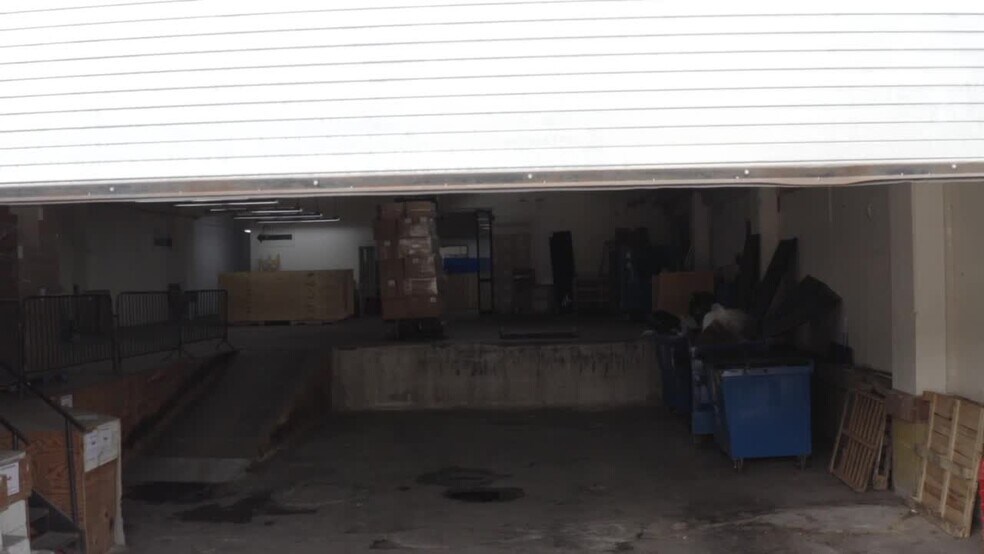 300 E Godfrey Ave, Philadelphia, PA à louer - Vidéo sur l’annonce professionnelle – Image 3 sur 13
