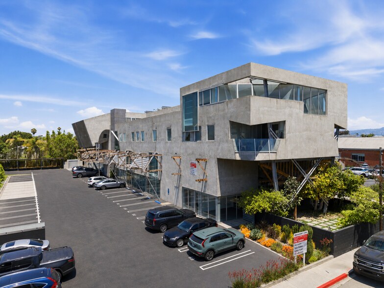 3535 Hayden Ave, Culver City, CA à louer - Photo de l’immeuble – Image 3 sur 6