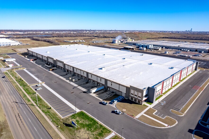 SW 29th St & Council Rd, Oklahoma City, OK à louer - Photo de l’immeuble – Image 3 sur 13