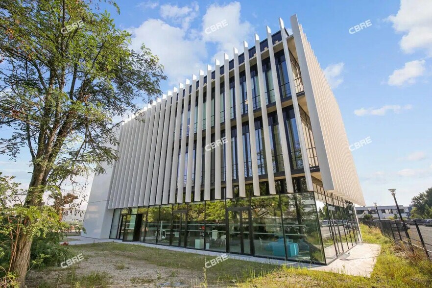 Bureau dans Mérignac à louer - Photo de l’immeuble – Image 1 sur 22