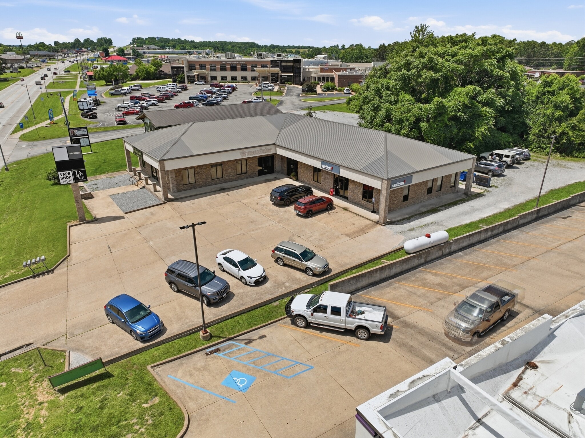 1213 Highway 63, Houston, MO à vendre Photo principale– Image 1 sur 34
