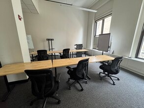 11 Broadway, New York, NY à louer Photo intérieure– Image 2 sur 2