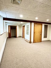 294 Pleasant St, Stoughton, MA à louer Photo intérieure– Image 1 sur 4