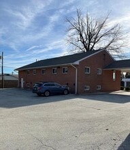 410 E Township Line Rd, Havertown, PA à louer Photo de l’immeuble– Image 2 sur 8