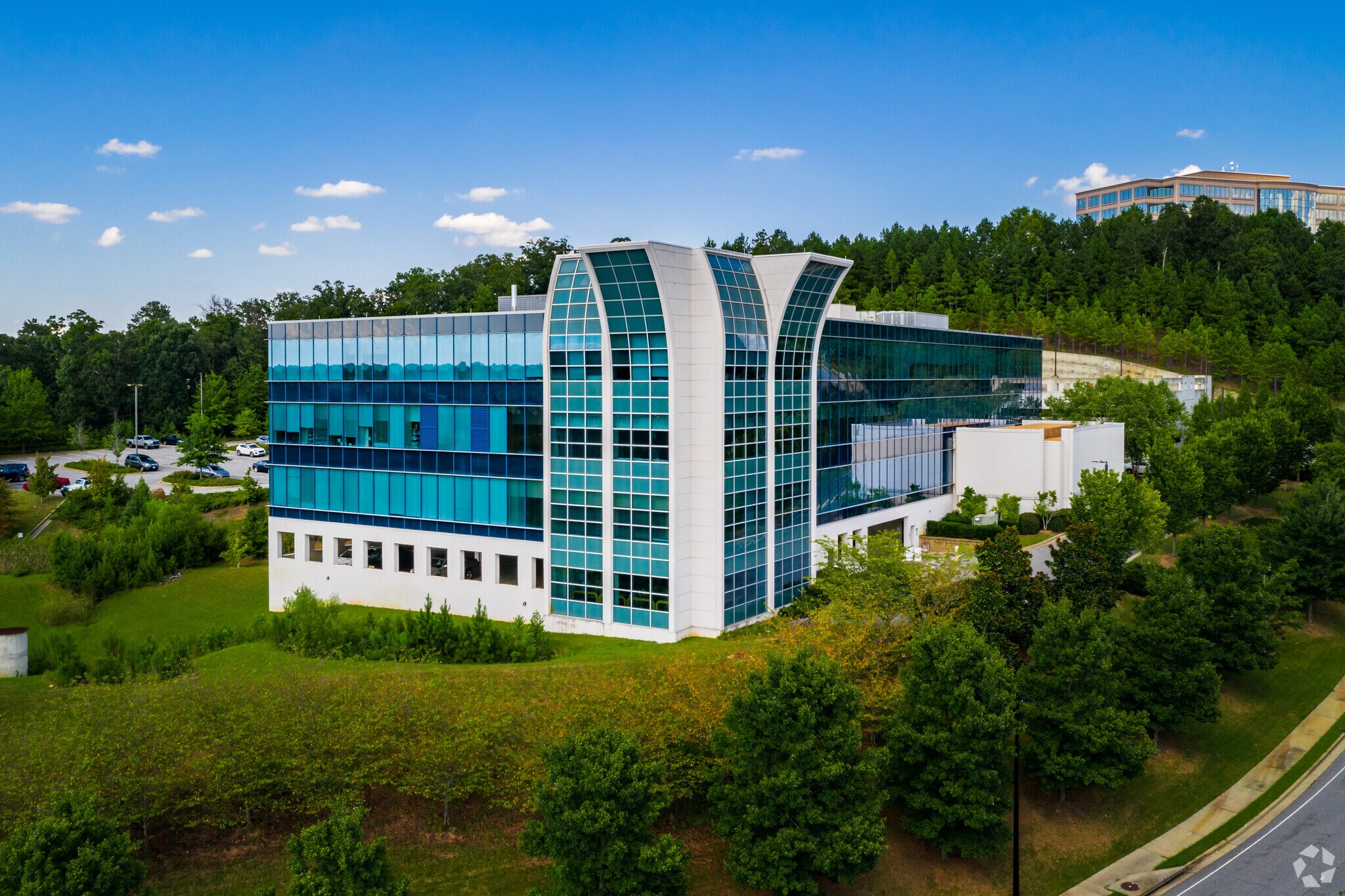 3330 Preston Ridge Rd, Alpharetta, GA à louer Photo principale– Image 1 sur 42