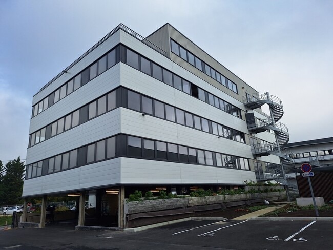 Plus de détails pour 31 Rue De La Blancherie, Artigues-près-Bordeaux - Bureau à vendre