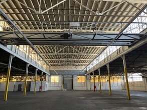 5075 S Santa Fe Ave, Vernon, CA à louer Photo intérieure– Image 1 sur 1