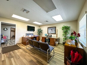 3231 Drane Field Rd, Lakeland, FL à louer Photo intérieure– Image 2 sur 28