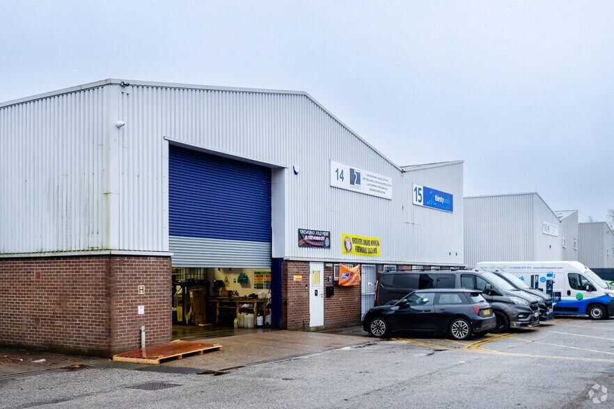Bloxwich Ln, Walsall à louer - Photo de l’immeuble – Image 3 sur 3
