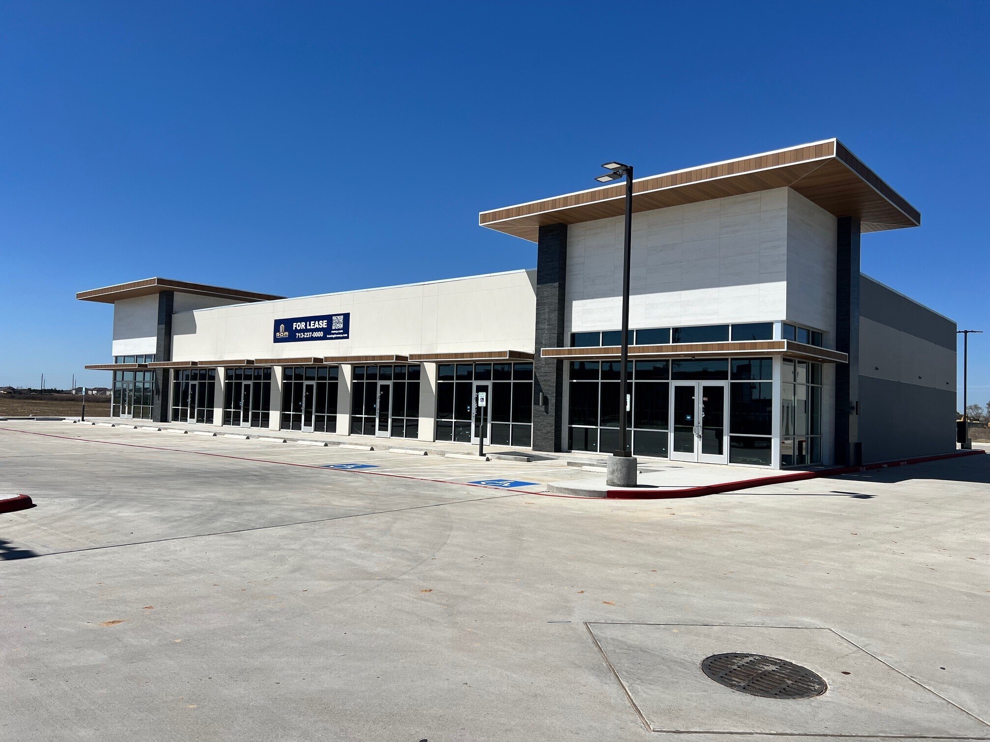 23030 Stockdick School Rd, Katy, TX à louer Photo principale– Image 1 sur 6