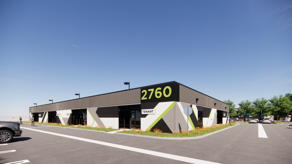 2730 S Harbor Blvd, Santa Ana, CA à louer - Photo de l’immeuble – Image 1 sur 14