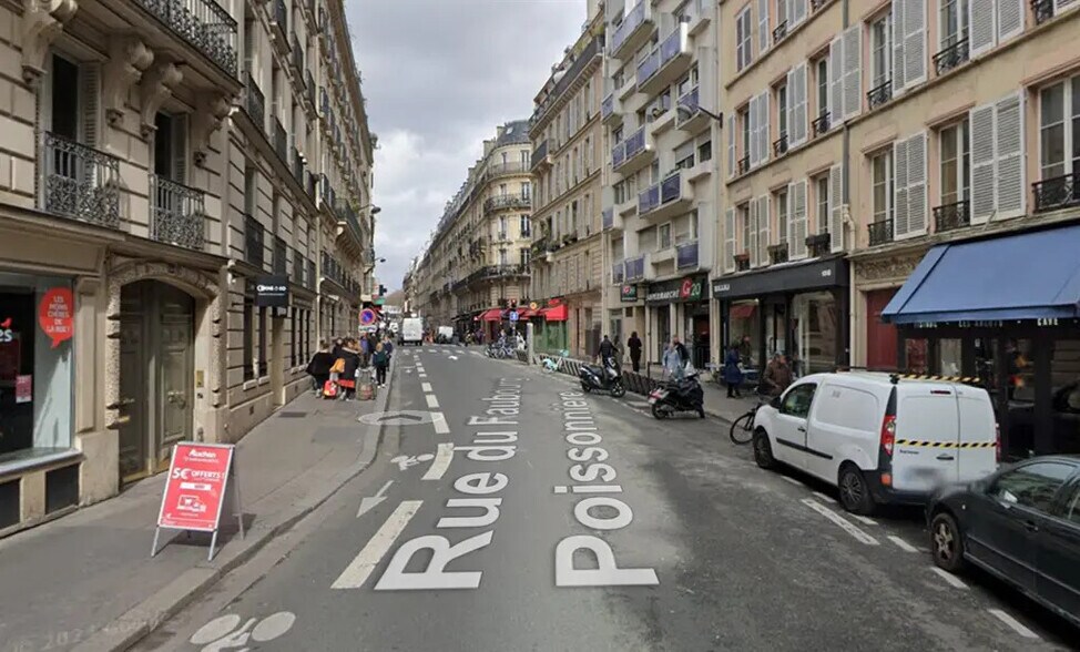 Local commercial dans Paris à louer - Photo de l’immeuble – Image 2 sur 2