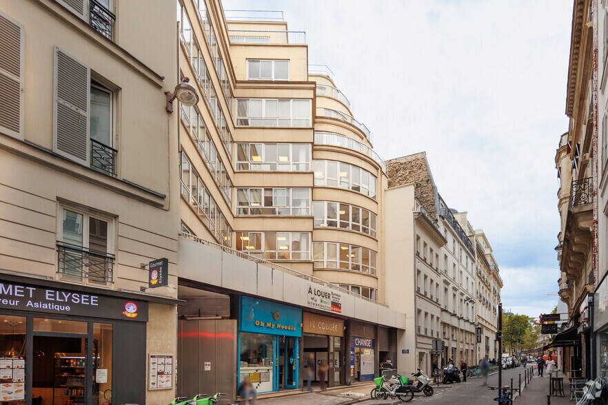 10 Rue Du Colisée, Paris à louer - Photo principale – Image 1 sur 4