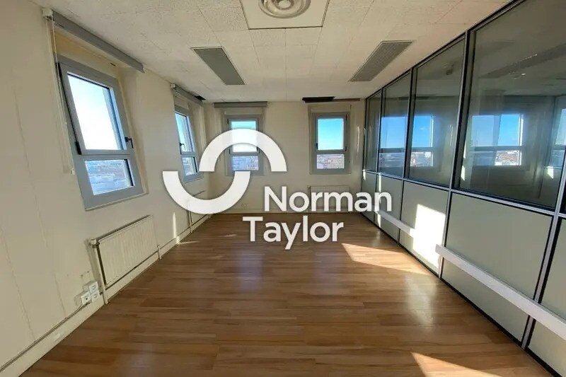 Bureau dans Montpellier à louer - Photo de l’immeuble – Image 3 sur 5