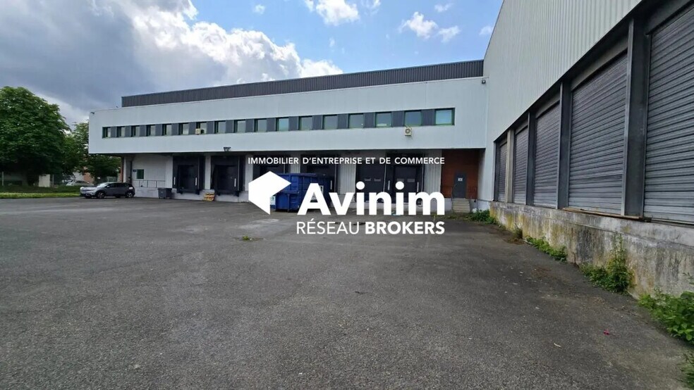 Industriel/Logistique dans Goussainville à vendre - Photo de l’immeuble – Image 1 sur 20