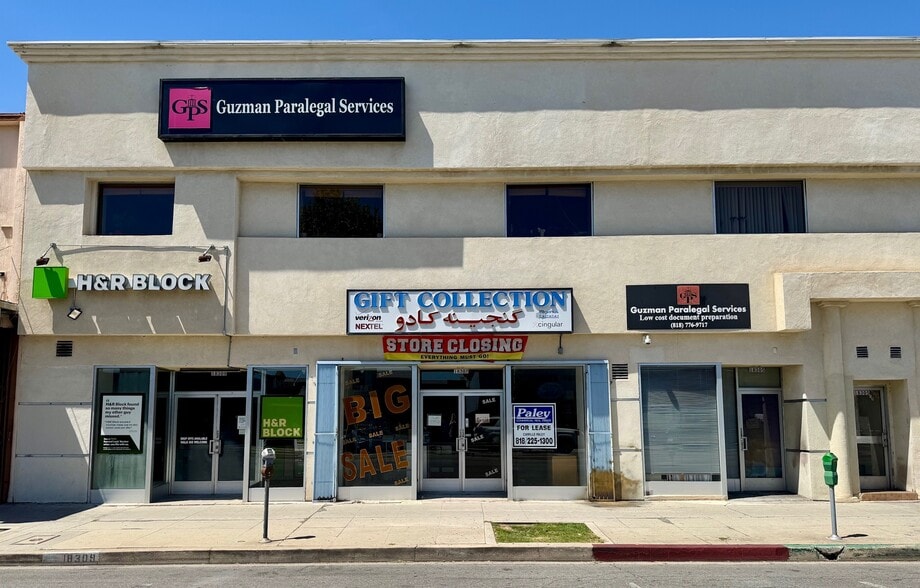 18301-18307 Sherman Way, Reseda, CA à louer - Photo de l’immeuble – Image 2 sur 6
