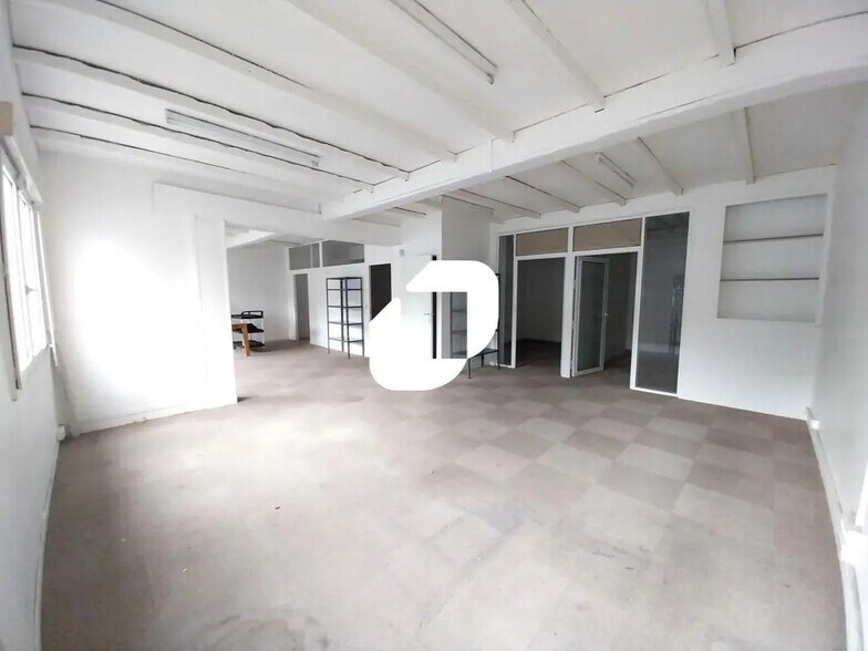 Bureau dans Champigny-sur-Marne à louer - Photo de l’immeuble – Image 1 sur 15