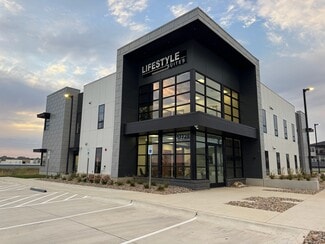 Plus de détails pour 17728 Oakmont Dr, Omaha, NE - Bureau/Local commercial à louer