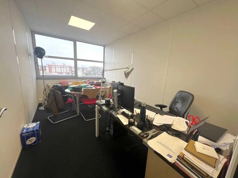 Bureau dans Alfortville à louer - Photo de l’immeuble – Image 3 sur 6