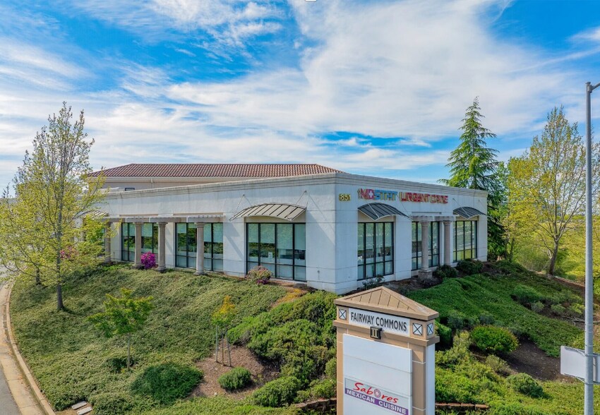 851 Pleasant Grove Blvd, Roseville, CA à louer - Photo de l’immeuble – Image 2 sur 10