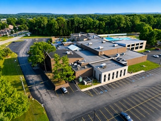 Plus de détails pour 750 White Pond Dr, Akron, OH - Local commercial à vendre
