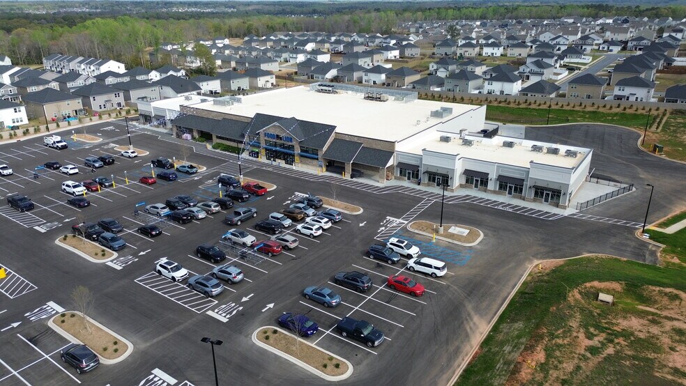 2321 W Georgia Rd, Simpsonville, SC à louer - Photo de l’immeuble – Image 2 sur 4
