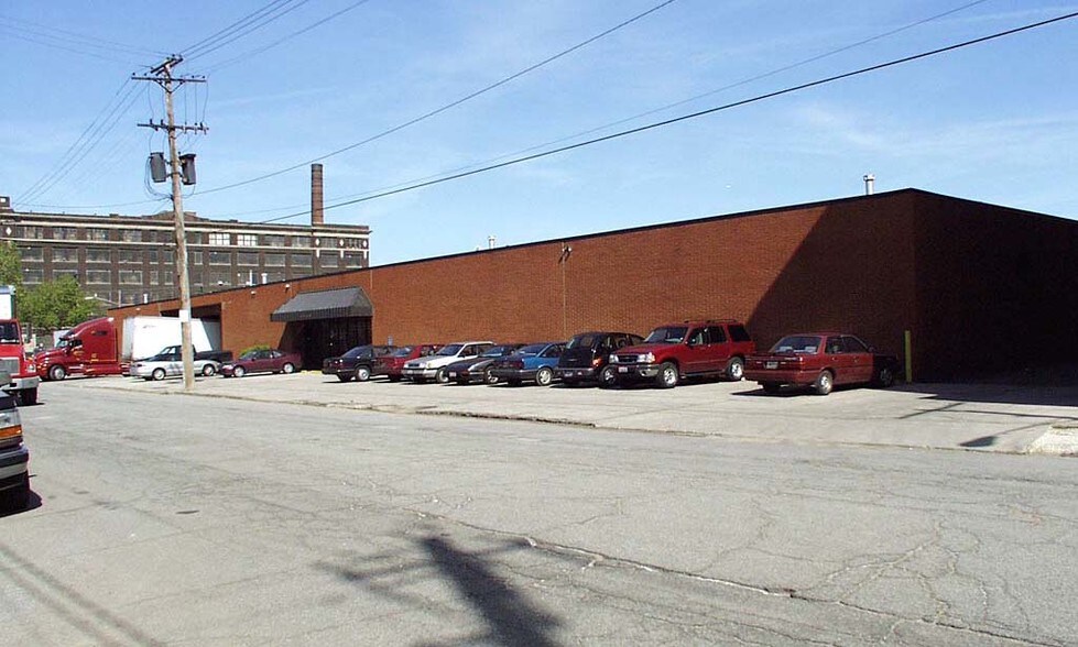 4301 Perkins Ave, Cleveland, OH à vendre - Autre – Image 3 sur 4