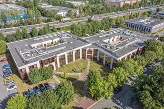 15 Rue Georges Besse, Antony, HDS - VUE AÉRIENNE vue de carte - Image1