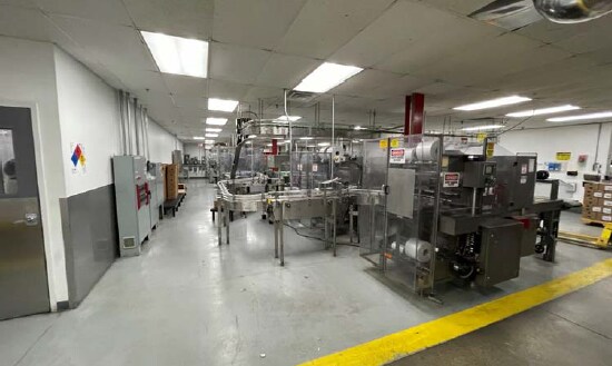 1 Norfolk Ave, South Easton, MA à vendre - Photo intérieure – Image 3 sur 7