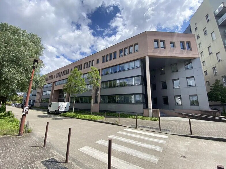 Bureau dans Nantes à vendre - Photo de l’immeuble – Image 2 sur 10