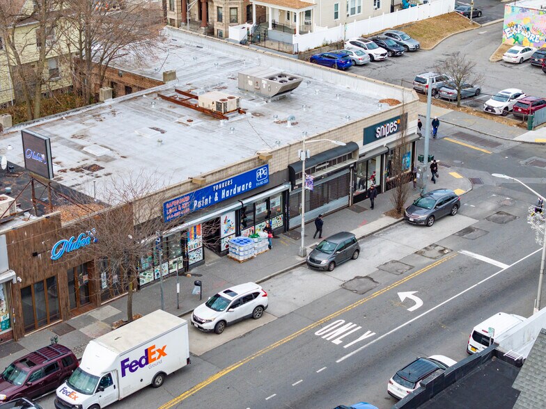 465-479 S Broadway, Yonkers, NY à louer - Photo de l’immeuble – Image 1 sur 12