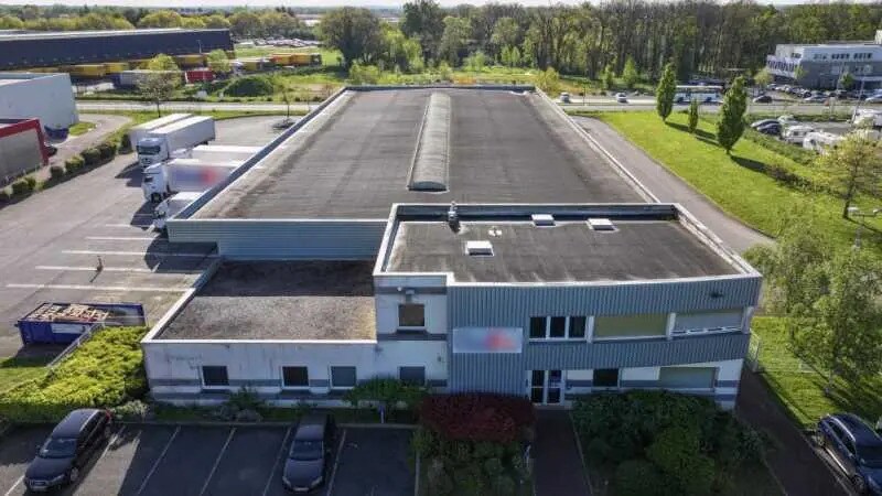 Bureau dans Saint-Aignan-Grandlieu à louer - Photo de l’immeuble – Image 1 sur 11
