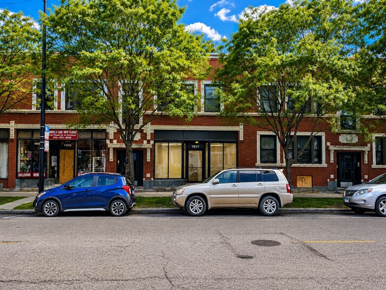 1901-1915 W Foster Ave, Chicago, IL à louer - Photo de l’immeuble – Image 3 sur 6