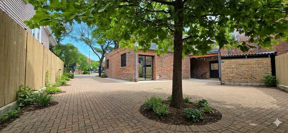 3832 N Lincoln Ave, Chicago, IL à vendre - Photo de l’immeuble – Image 2 sur 6