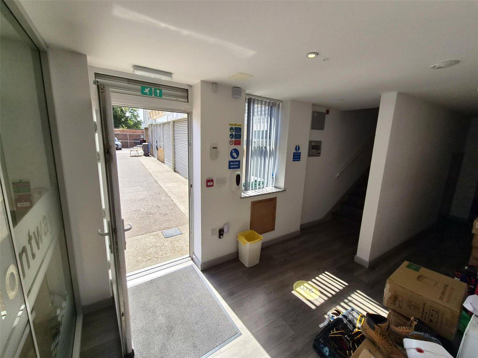 Lodge Cres, Waltham Cross à louer Photo intérieure– Image 1 sur 1