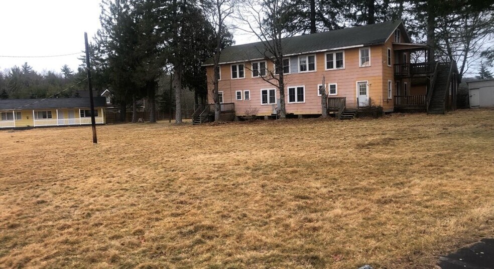 172 Airport Rd, Yulan, NY à vendre - Photo de l’immeuble – Image 2 sur 5