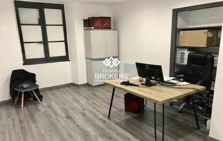 Local commercial dans Grenoble à louer - Photo intérieure – Image 2 sur 6