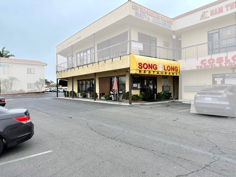 9361 Bolsa Ave, Westminster, CA à louer - Photo principale – Image 1 sur 14