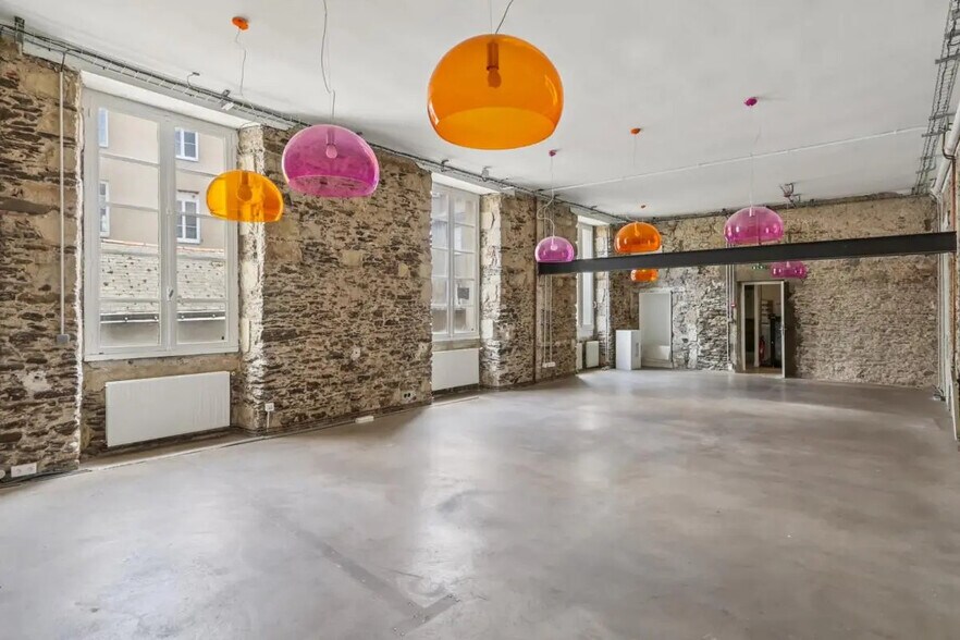 Bureau dans Nantes à vendre - Photo de l’immeuble – Image 3 sur 10