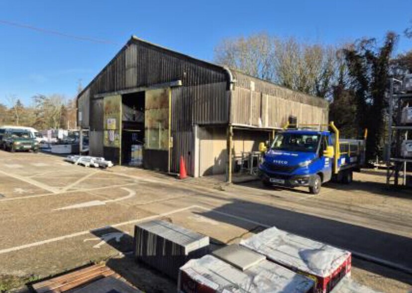 79 Medina Av, Newport à vendre - Photo de l’immeuble – Image 2 sur 8