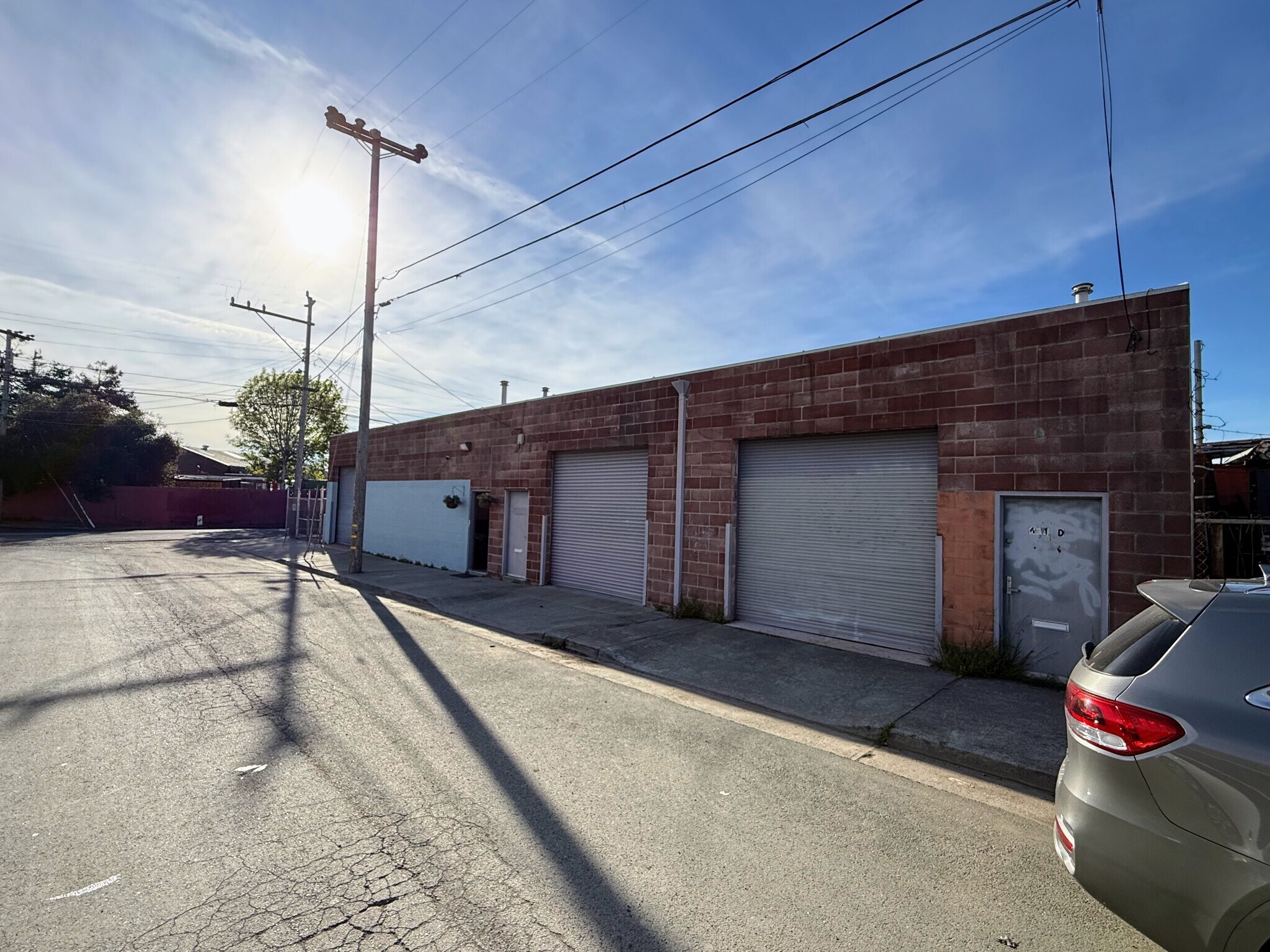 641 Juliga Woods St, Richmond, CA à louer Photo de l’immeuble– Image 1 sur 10